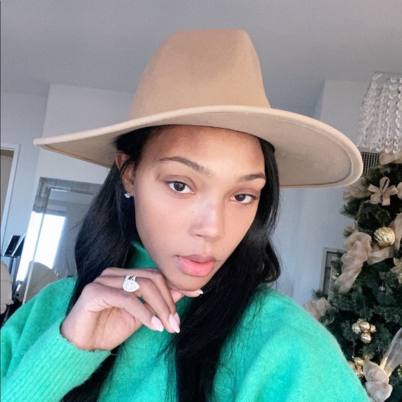 Cowboy Hat - Picture 7 of 9